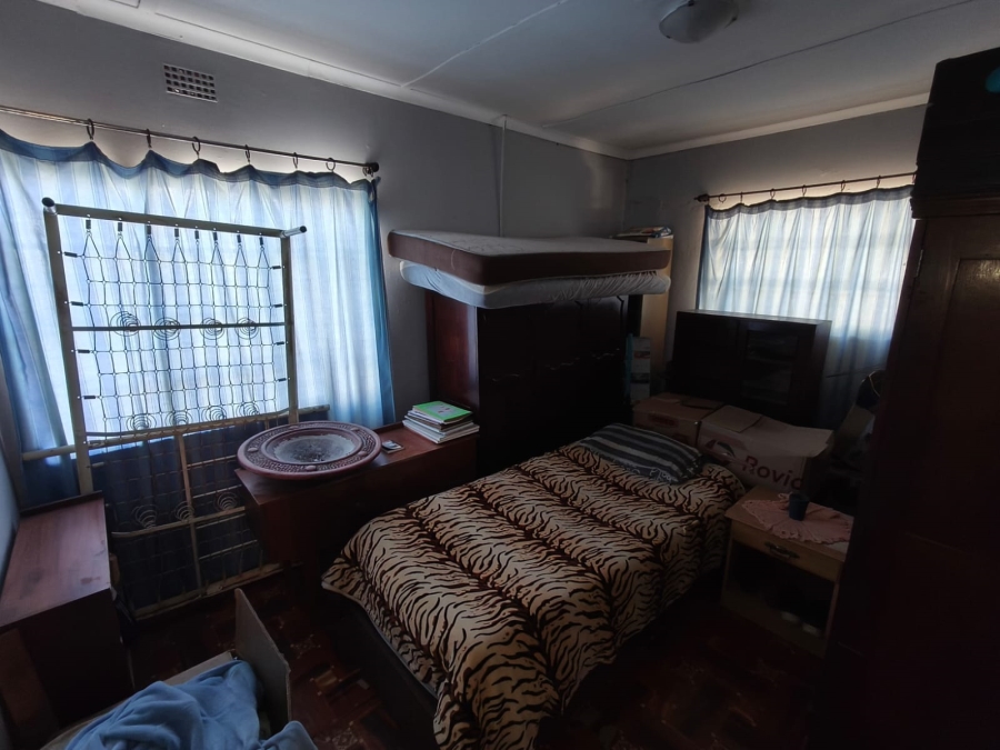 To Let 4 Bedroom Property for Rent in Oos Einde North West